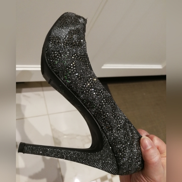 Jessica simpson high heels - Picture 2 of 3